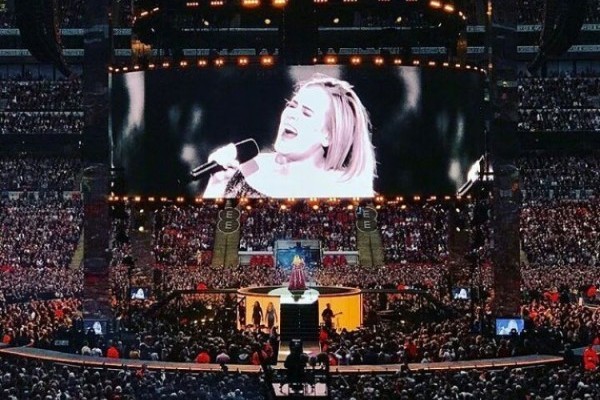 Adele 41