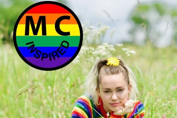 Miley Cyrus 22