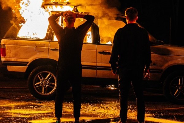 The Chainsmokers 30