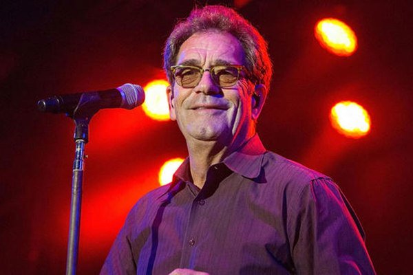 Huey Lewis
