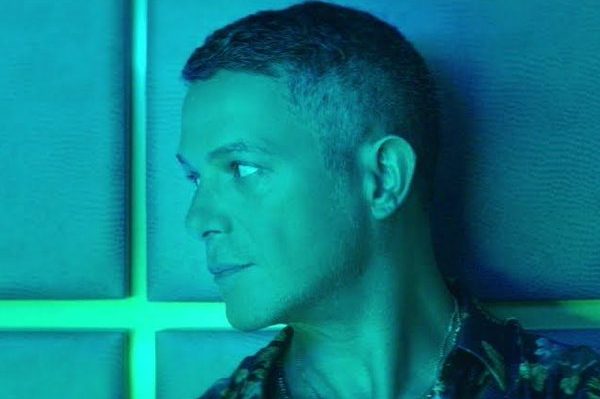 Alejandro Sanz 31