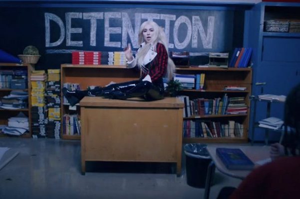 Ava Max 11